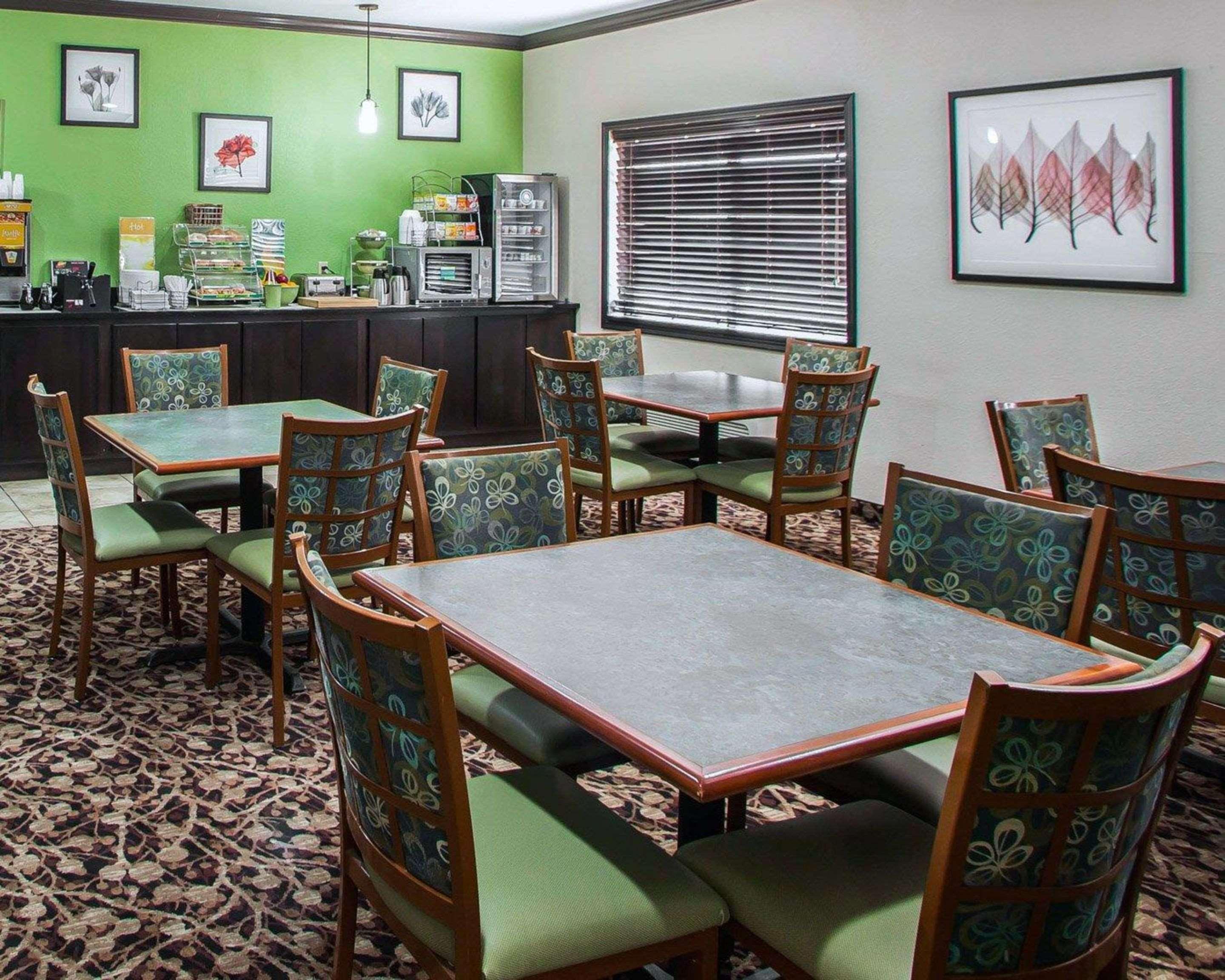 凯艺酒店 Forsyth 外观 照片