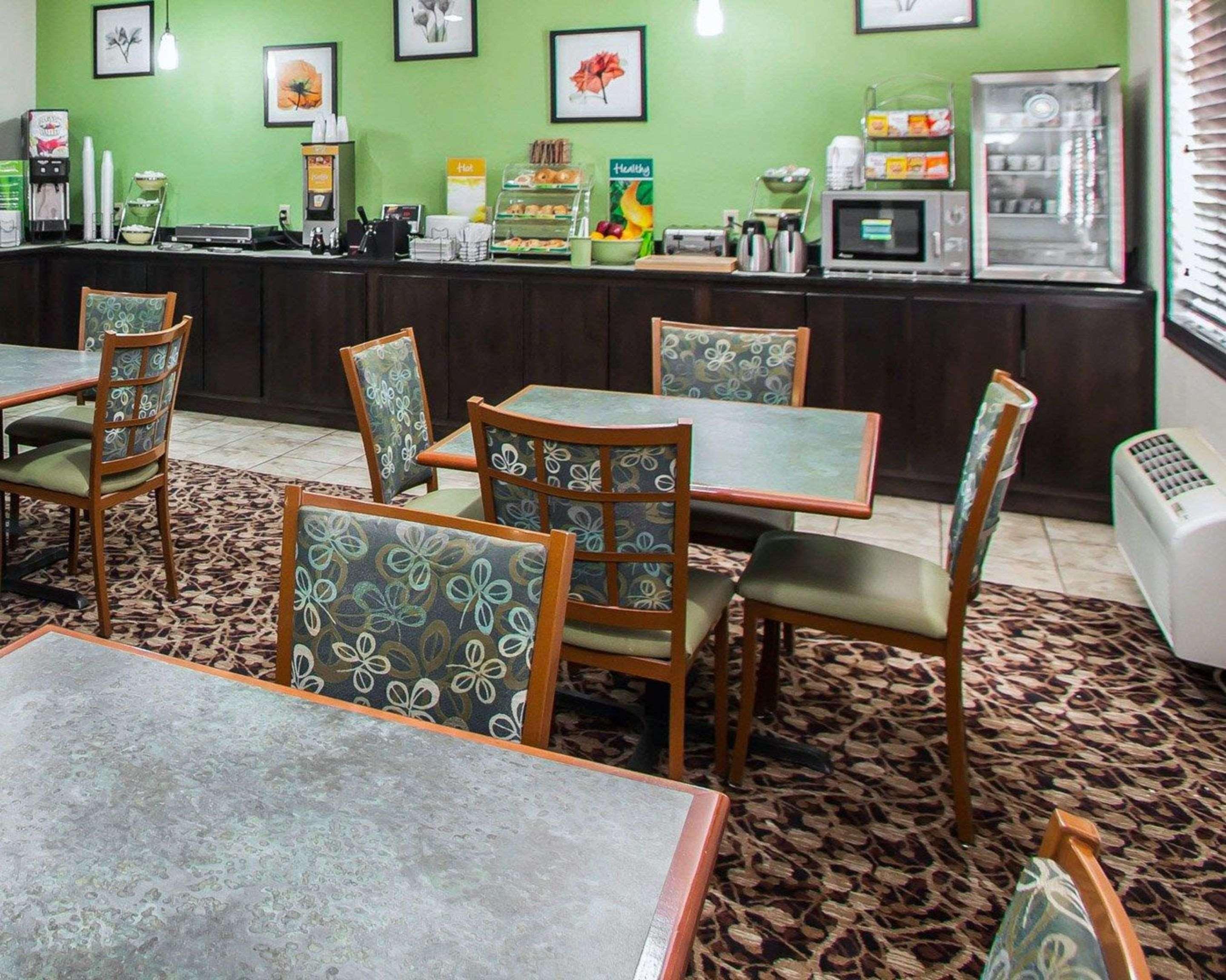 凯艺酒店 Forsyth 外观 照片